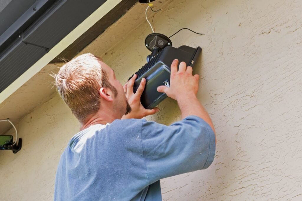 Hvordan installere utebelysning trygt